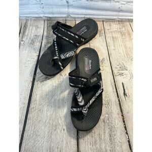 SKECHERS Women’s Reggae Trailway Comfort Flip Flop Sandals / Size: 9